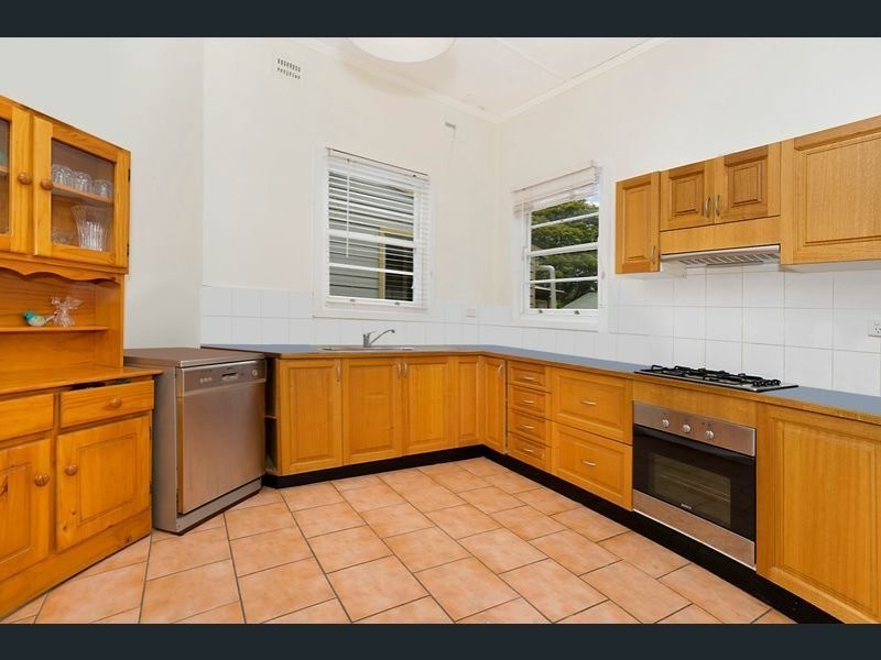 12 Crown Street, Stockton NSW 2295