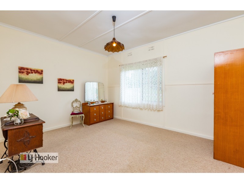 2 Edinburgh Street, Raymond Terrace NSW 2324