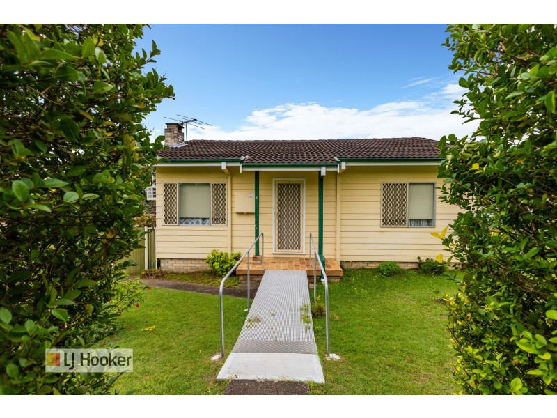 2 Edinburgh Street, Raymond Terrace NSW 2324