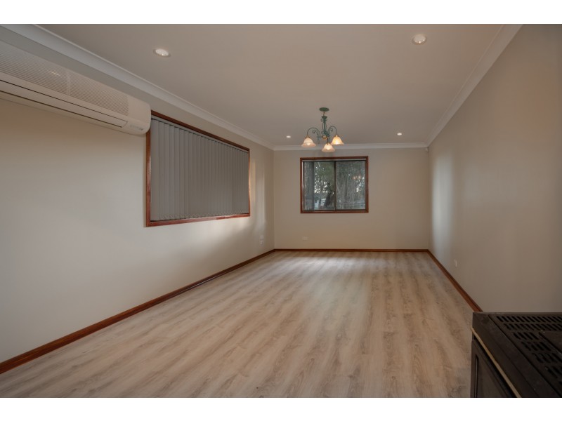 13 Deas Place, Raymond Terrace NSW 2324