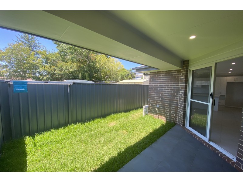 2/221 Adelaide Street, Raymond Terrace NSW 2324