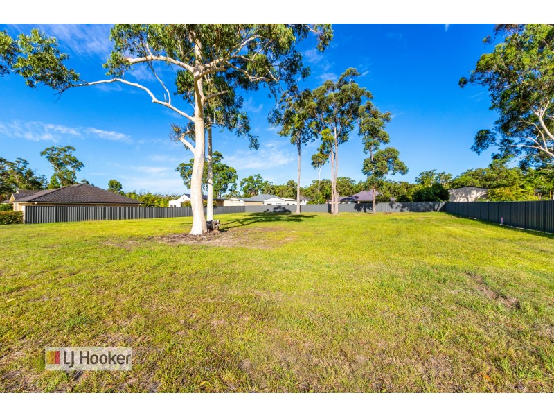 37 Federation Drive, Medowie NSW 2318