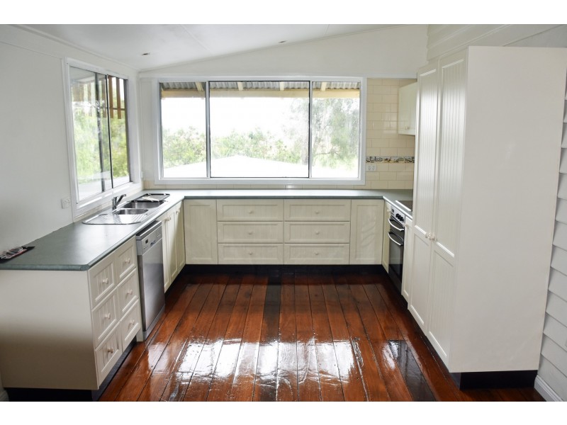 126 Dockyard Road, Millers Forest NSW 2324