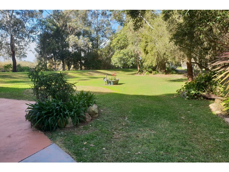 126 Dockyard Road, Millers Forest NSW 2324