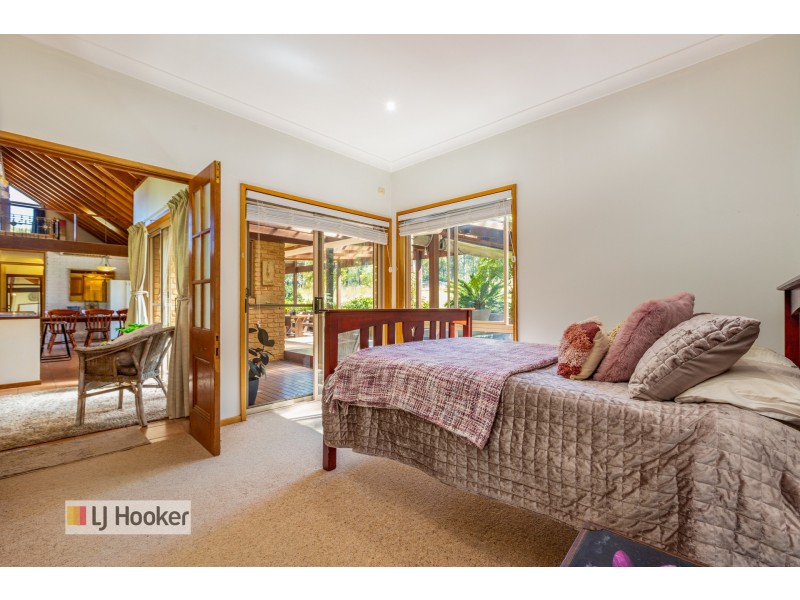 8 Rabar Close, Seaham NSW 2324
