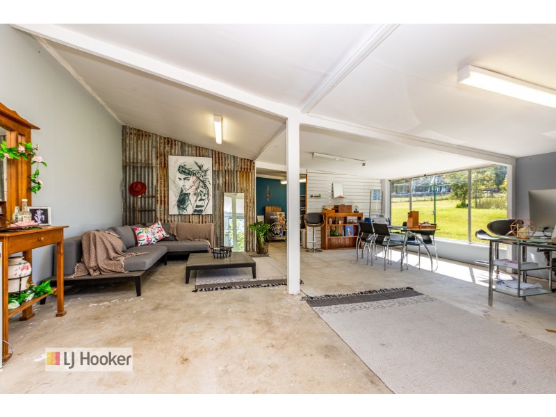 8 Rabar Close, Seaham NSW 2324