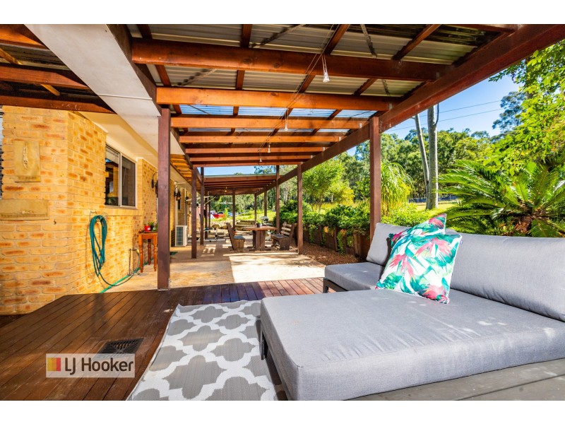 8 Rabar Close, Seaham NSW 2324