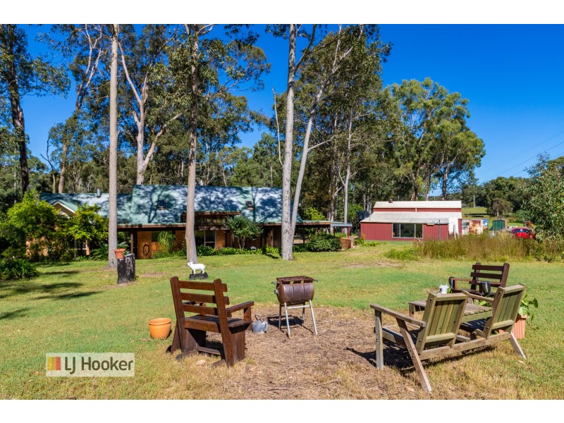 8 Rabar Close, Seaham NSW 2324