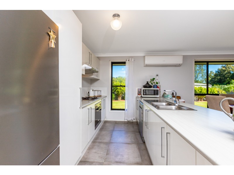 60 Martens Avenue, Raymond Terrace NSW 2324