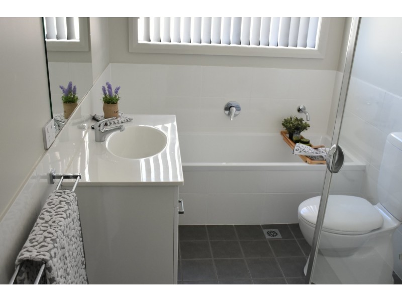 2/19 Mount Hall Road, Raymond Terrace NSW 2324