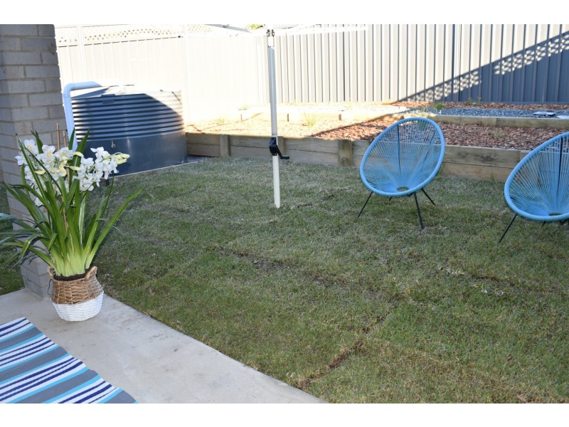 2/19 Mount Hall Road, Raymond Terrace NSW 2324