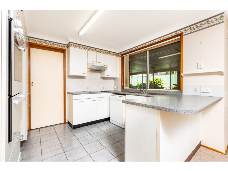 14 Holwell Circuit, Raymond Terrace NSW 2324