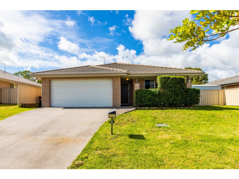 17 Closebourne Way, Raymond Terrace NSW 2324