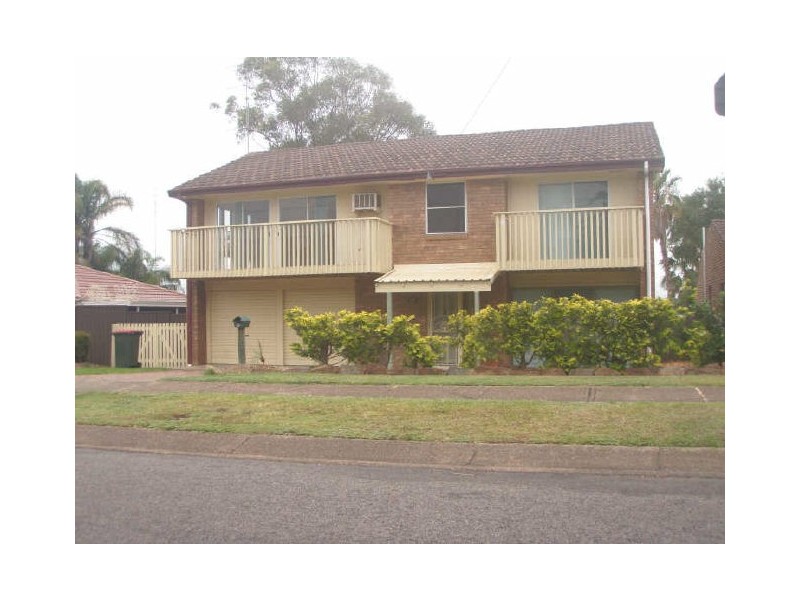 12 Greenslopes Drive, Raymond Terrace NSW 2324