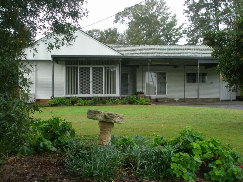 3 Melba Crescent, Raymond Terrace NSW 2324