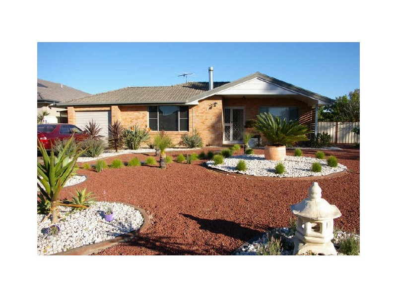 2 Myra Court, Raymond Terrace NSW 2324