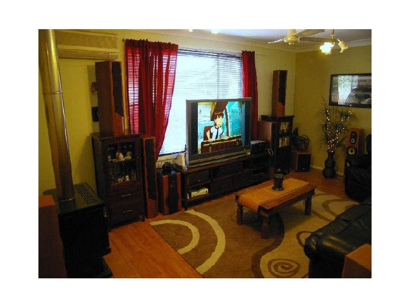 2 Myra Court, Raymond Terrace NSW 2324