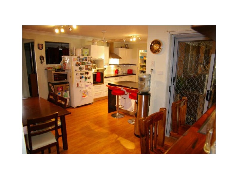 2 Myra Court, Raymond Terrace NSW 2324