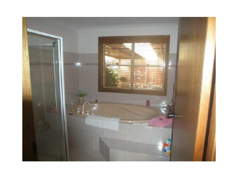 6 Cadell Close, Raymond Terrace NSW 2324