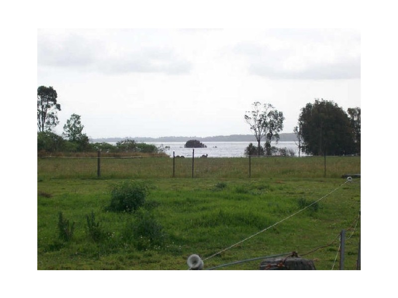 11 Fairlands Road, Medowie NSW 2318