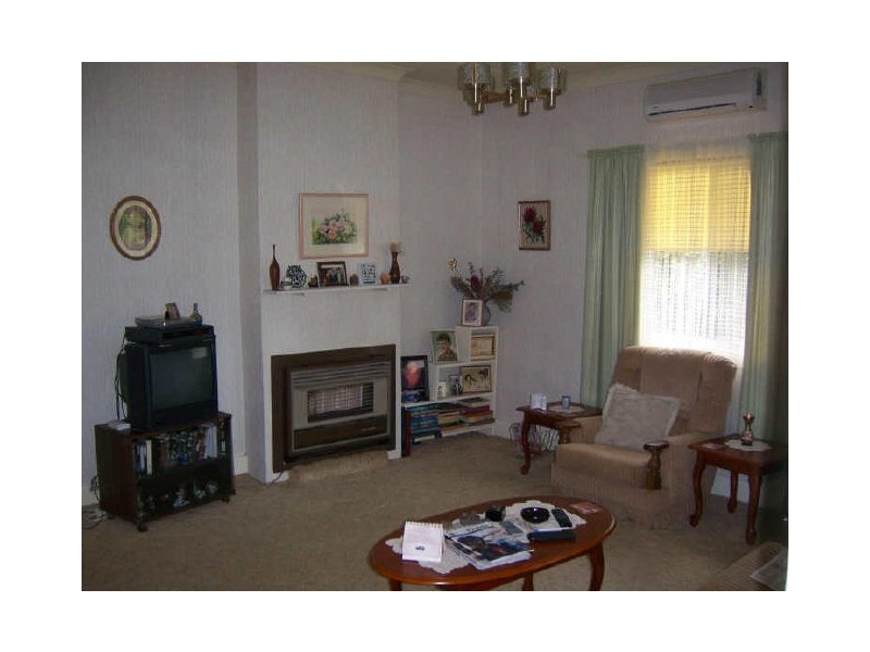 11 Fairlands Road, Medowie NSW 2318