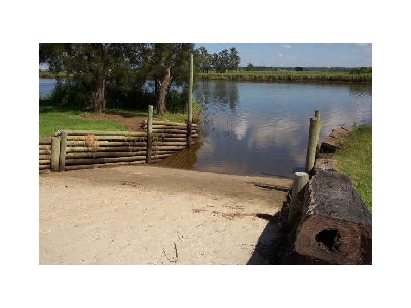 713 Newline Road, Eagleton NSW 2324