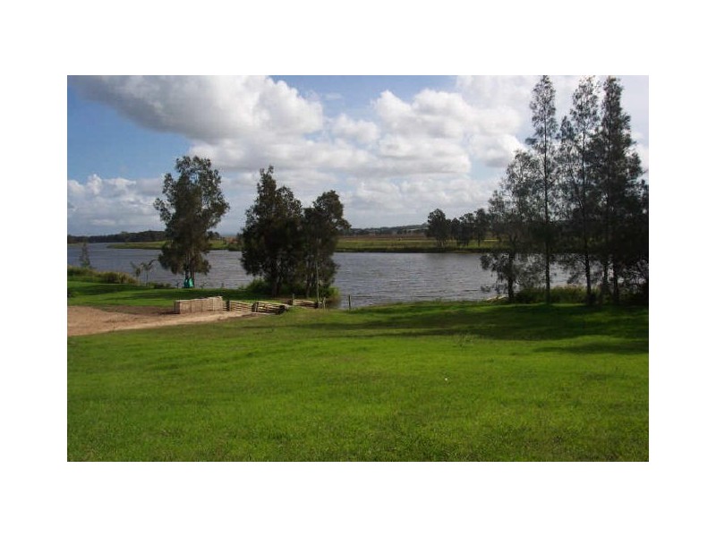 713 Newline Road, Eagleton NSW 2324