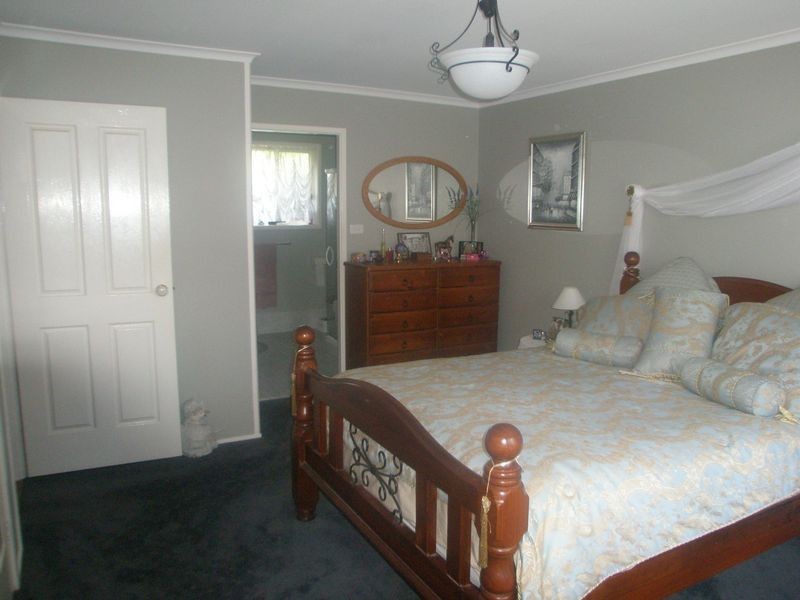 4 Orchard Place, Raymond Terrace NSW 2324