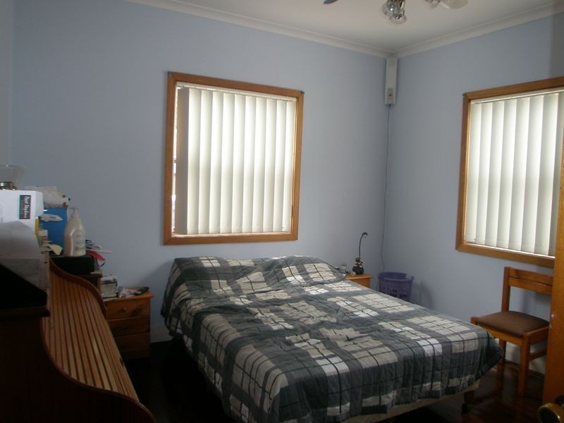 8 Osborn Crescent, Raymond Terrace NSW 2324