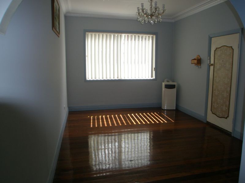 8 Osborn Crescent, Raymond Terrace NSW 2324