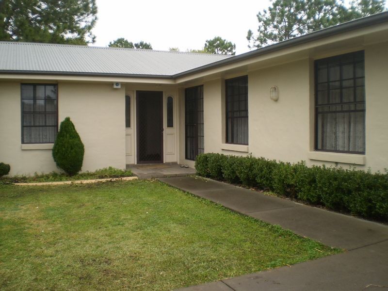 9 Lakeview Crescent, Raymond Terrace NSW 2324