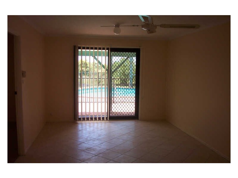 9 Lakeview Crescent, Raymond Terrace NSW 2324