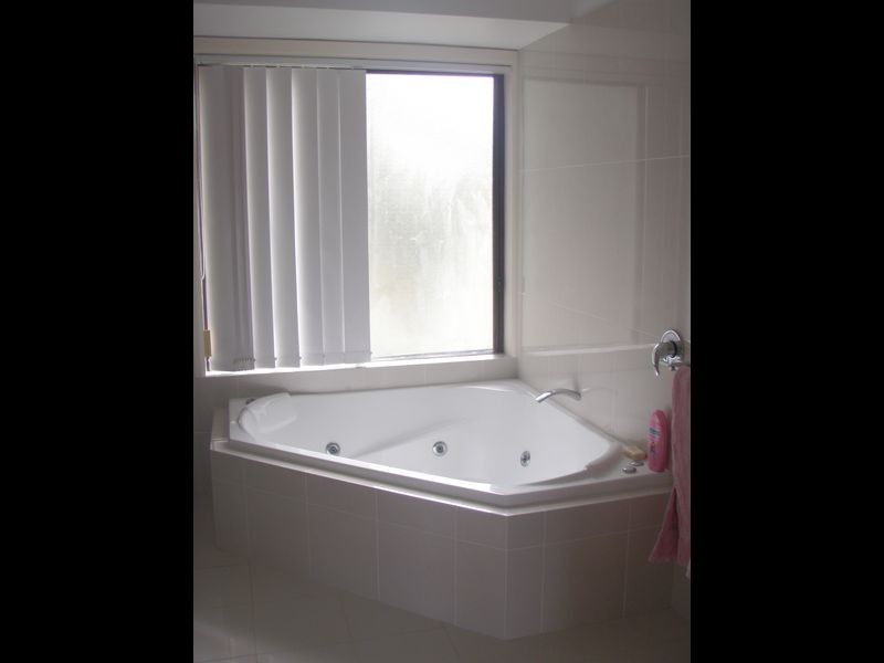 9 Lakeview Crescent, Raymond Terrace NSW 2324