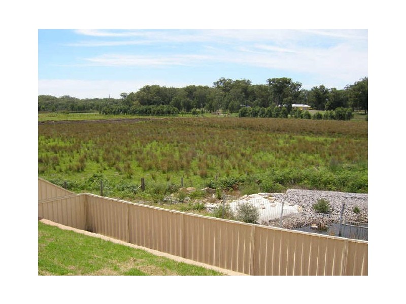 82 Joseph Sheen Drive, Raymond Terrace NSW 2324