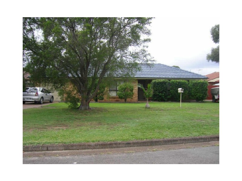 3 Clarke Close, Raymond Terrace NSW 2324