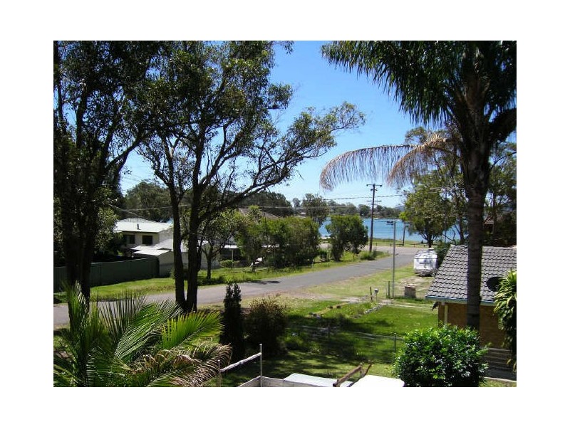 7 President Poincare Parade, Tanilba Bay NSW 2319