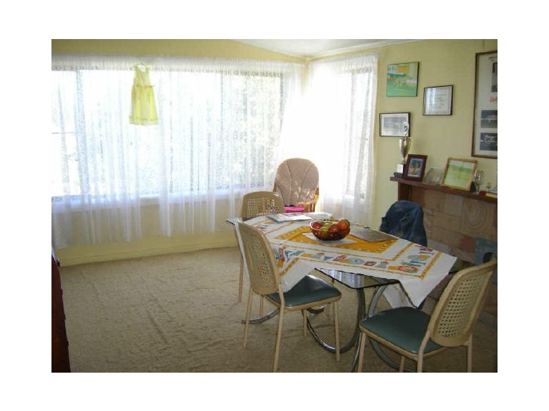 17 Martins Wharf Road, Millers Forest NSW 2324