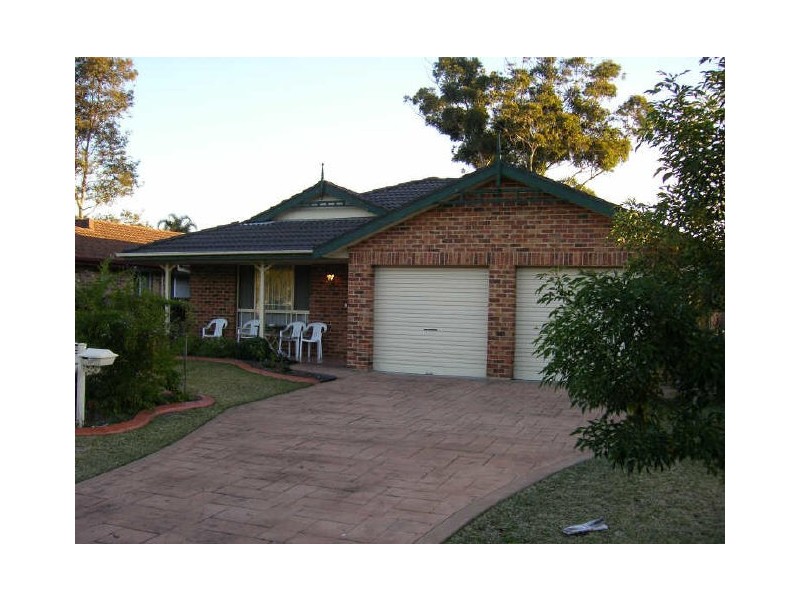 8 Cederwood Crescent, Raymond Terrace NSW 2324