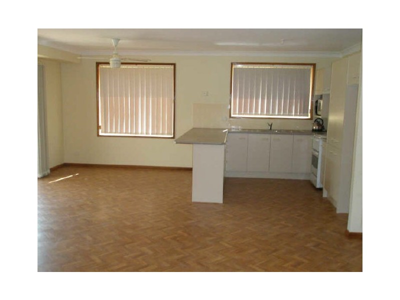8 Cederwood Crescent, Raymond Terrace NSW 2324