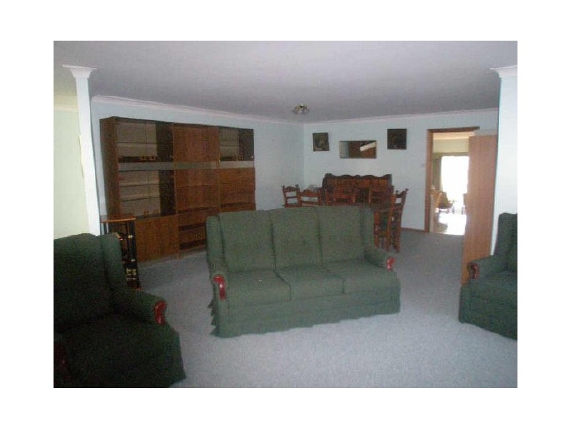 17 Harriet Close, Raymond Terrace NSW 2324