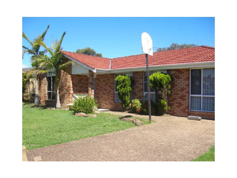 1 Cintra Court, Raymond Terrace NSW 2324