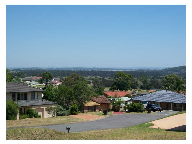 16 Elliott Close, Raymond Terrace NSW 2324