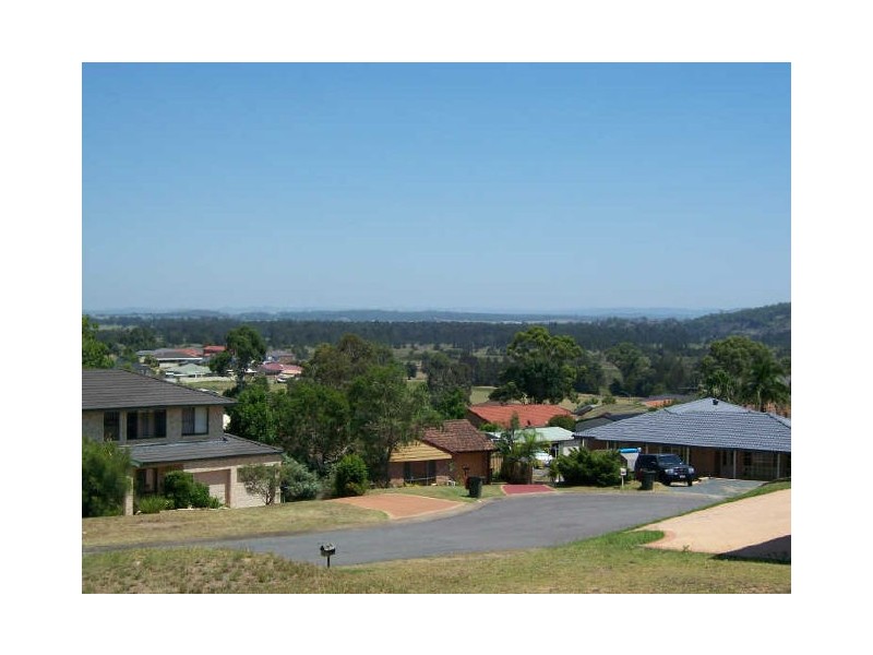 16 Elliott Close, Raymond Terrace NSW 2324