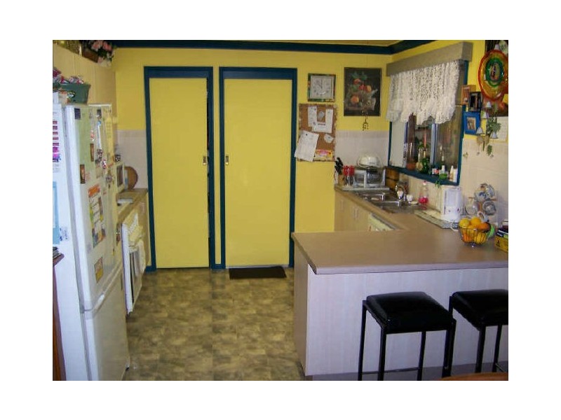 2 Myra Court, Raymond Terrace NSW 2324