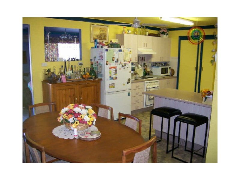 2 Myra Court, Raymond Terrace NSW 2324