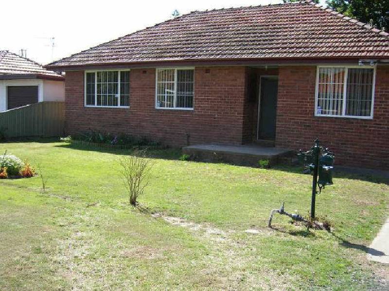 4 Myanga Street, Raymond Terrace NSW 2324