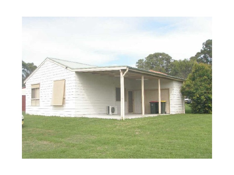 35 Ann Street, Wallalong NSW 2320