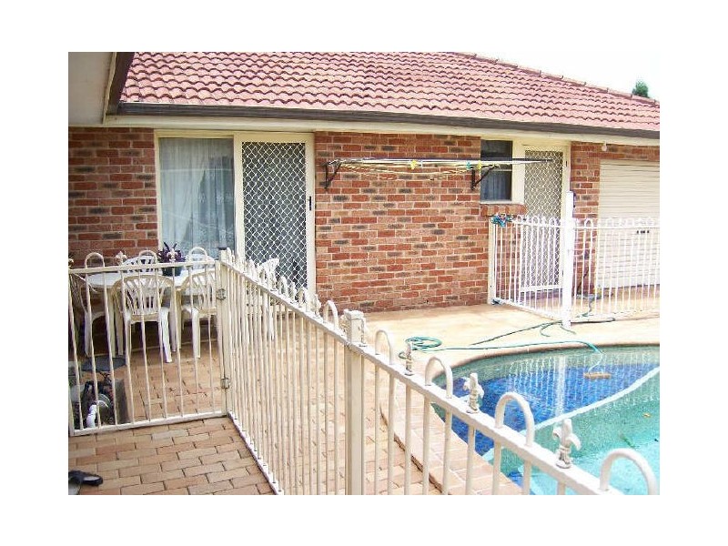 6 Elwin Road, Raymond Terrace NSW 2324