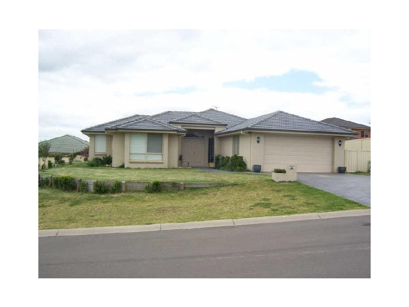 11 Edstein Place, Raymond Terrace NSW 2324