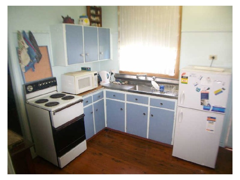6 Cambridge Avenue, Raymond Terrace NSW 2324